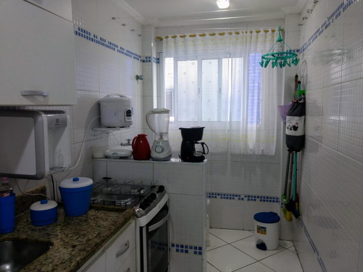 Belo Apartamento Com Vistas Para O Mar - Pe Na Areia - Churrasqueira Na Varanda ปรายากรันเด ภายนอก รูปภาพ