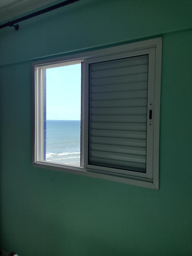 Belo Apartamento Com Vistas Para O Mar - Pe Na Areia - Churrasqueira Na Varanda ปรายากรันเด ภายนอก รูปภาพ