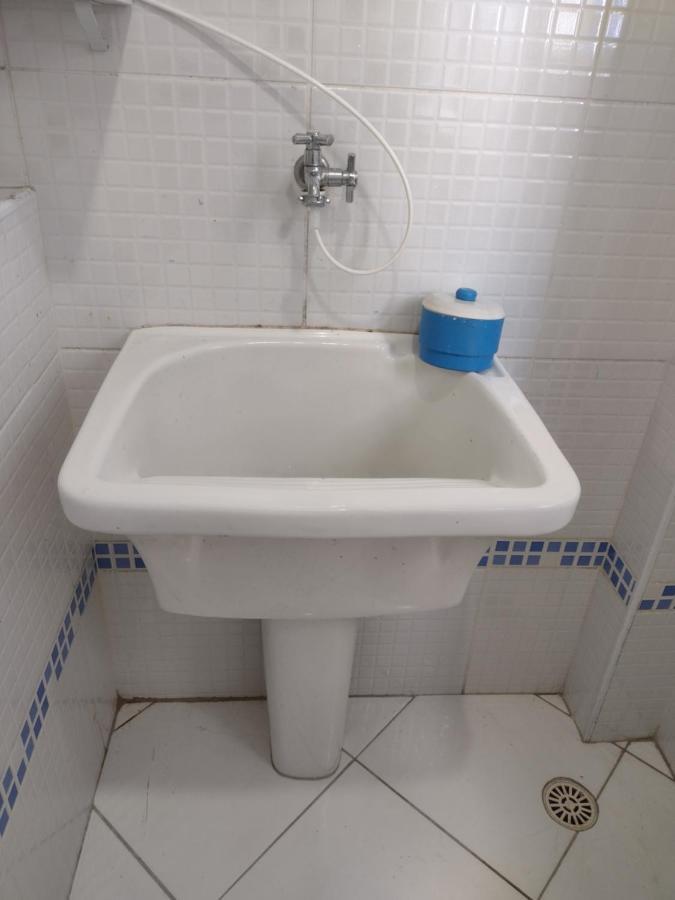 Belo Apartamento Com Vistas Para O Mar - Pe Na Areia - Churrasqueira Na Varanda ปรายากรันเด ภายนอก รูปภาพ