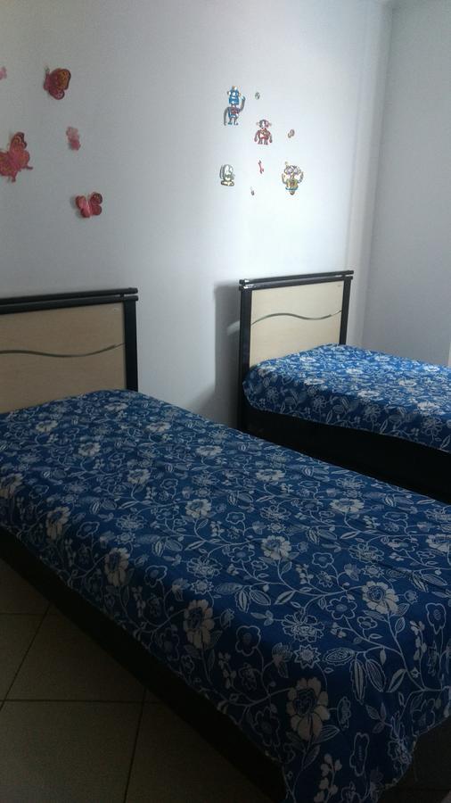 Belo Apartamento Com Vistas Para O Mar - Pe Na Areia - Churrasqueira Na Varanda ปรายากรันเด ภายนอก รูปภาพ