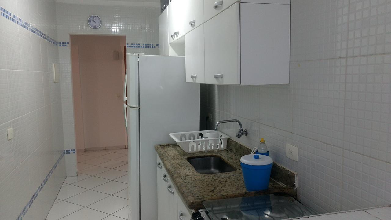 Belo Apartamento Com Vistas Para O Mar - Pe Na Areia - Churrasqueira Na Varanda ปรายากรันเด ภายนอก รูปภาพ