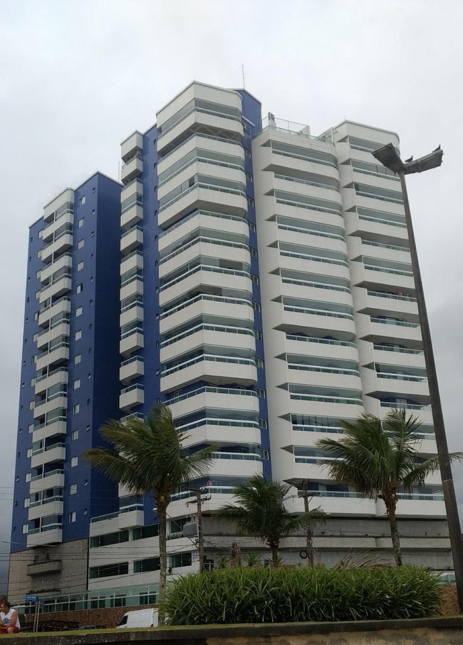 Belo Apartamento Com Vistas Para O Mar - Pe Na Areia - Churrasqueira Na Varanda ปรายากรันเด ภายนอก รูปภาพ
